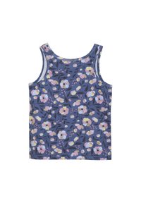 Blommönstrad linne i blått tyg. Har rosa, gula och gröna blommor med bladaccent. Slät textur och ärmlös design.