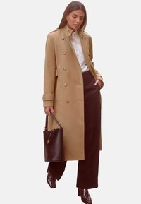 REGULAR FIT - FUNNEL NECK  - Kišni ogrtač - camel