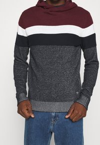 Jack & Jones Felpa con cappuccio - bordeaux