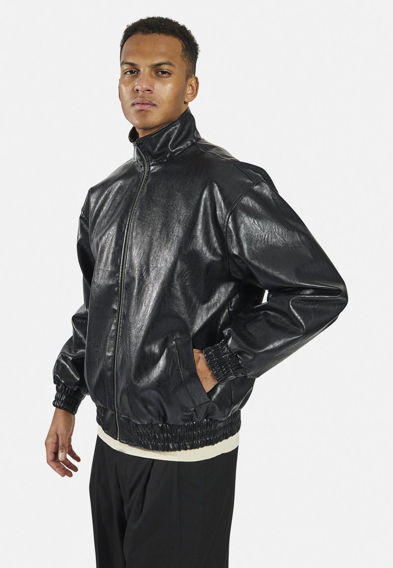 Redefined Rebel JACKET OVERSIZED FIT - Casaco de pele sintética - black