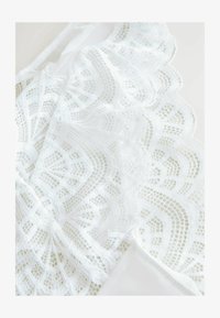 Niet geselecteerd, white