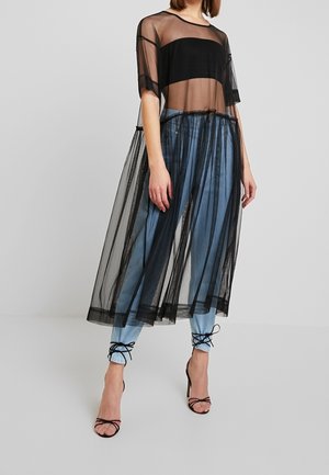 Freizeitkleid - black