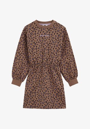 Ruda su violetiniu leopardiniu raštu, ilgomis rankovėmis, elastinga liemene ir ribotais rankogaliais; puošta išsiuvinėtu užrašu „jaunas ir laisvas“.