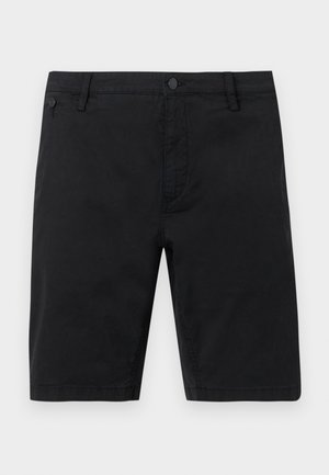 Schwarze, knielange Herren-Shorts mit Knopf- und Reißverschluss, Gürtelschlaufen und einer kleinen, geknöpften Tasche auf der rechten Seite.