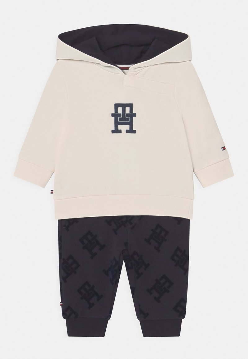 Baby tommy hilfiger tracksuit Clearance