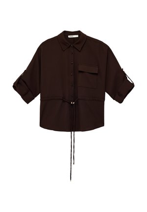 Donkerbruin overhemd met knopen, kraag, borstzak met klep, opgerolde mouwen en taille met verstelbare trekkoord.