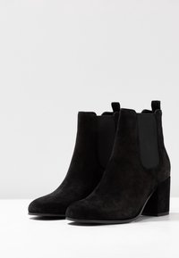 Kennel + Schmenger Botines bajos - black