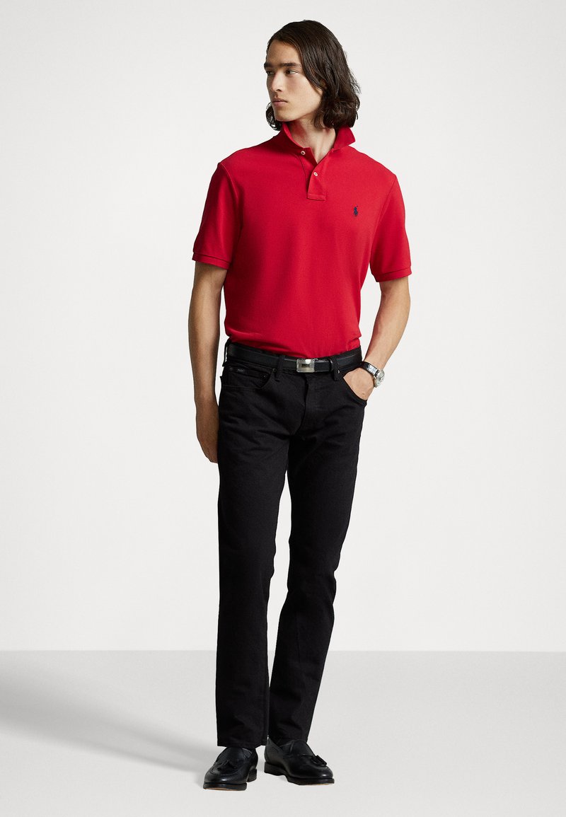 polo shirt black red