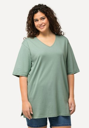 Ulla Popken PLUS SIZE  V NECK TEE  - T-Shirt basic - light moss green