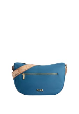 Borsa a tracolla blu a forma di mezzaluna con cerniera frontale, tracolla beige con stampa di mappa e logo dorato "T CLASSE".