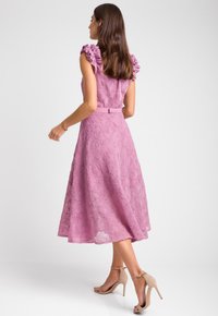 Swing Fashion - Sukienka koktajlowa