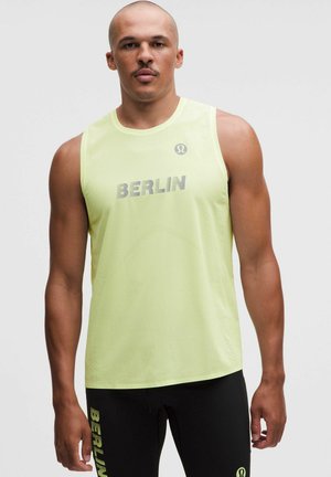 lululemon, MEN'S FAST AND FREE SINGLET BERLIN '26  MEN'S SLEEVELESS & TANK TOPS - Top - elixir