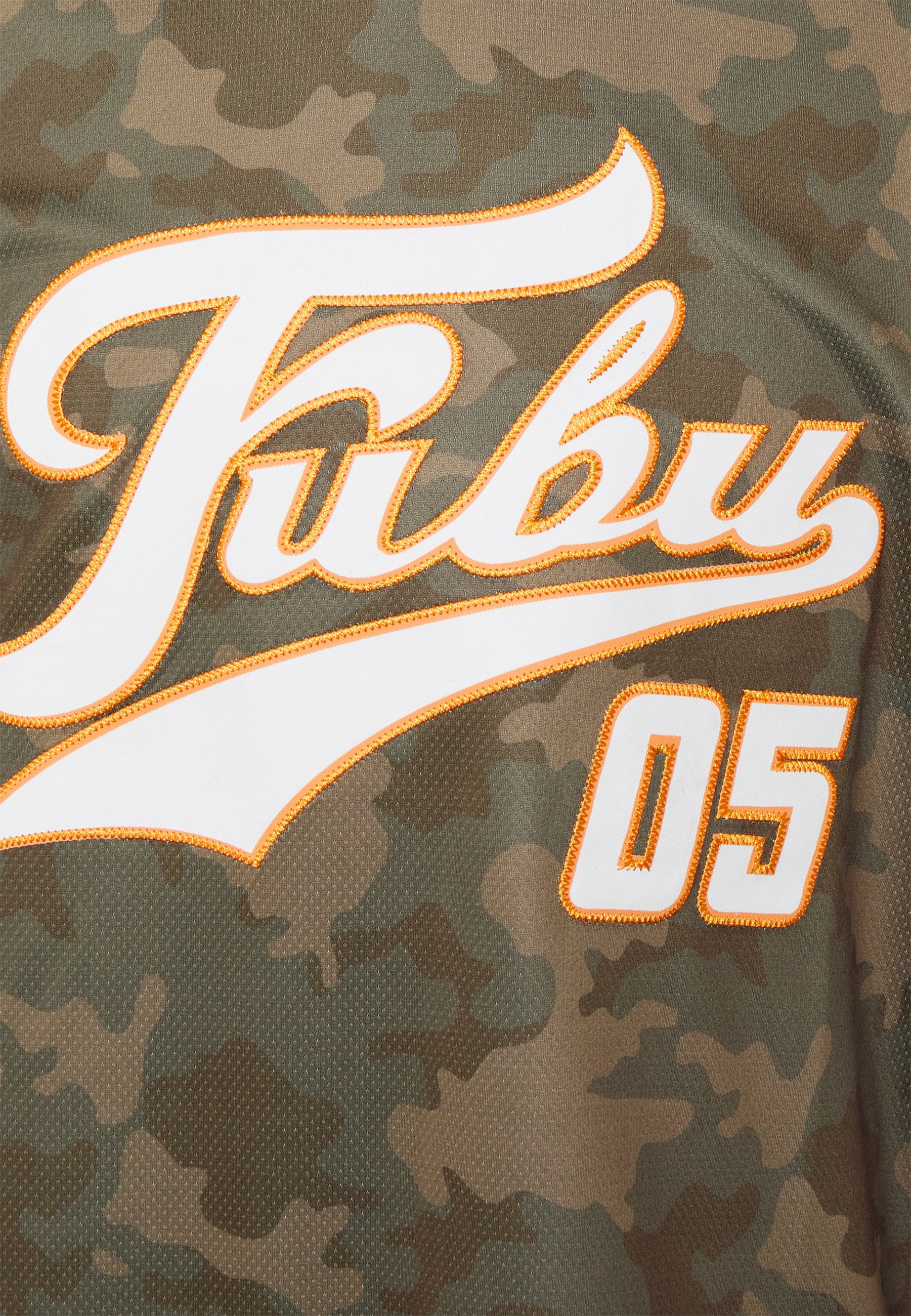 FUBU UNISEX VARSITY CAMO HOCKEY 