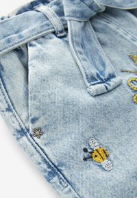 Next LADYBIRD EMBROIDERED SLOUCHY REGULAR FIT - Tapered-Farkut - mid blue denim