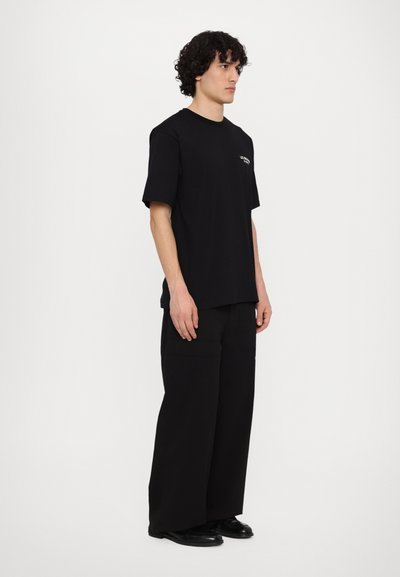 Les Benjamins RELAXED TEE - T-shirts med print - black