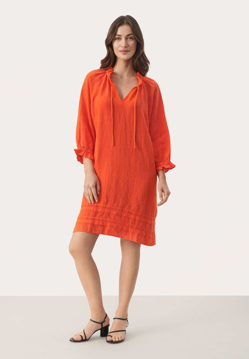 Part Two Jurk oranje