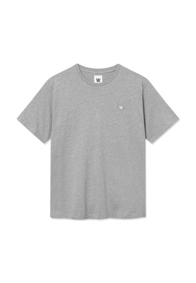 Gray, short-sleeve T-shirt made of soft cotton. Features a crew neck and a small logo patch on the left chest. Simple, casual design.