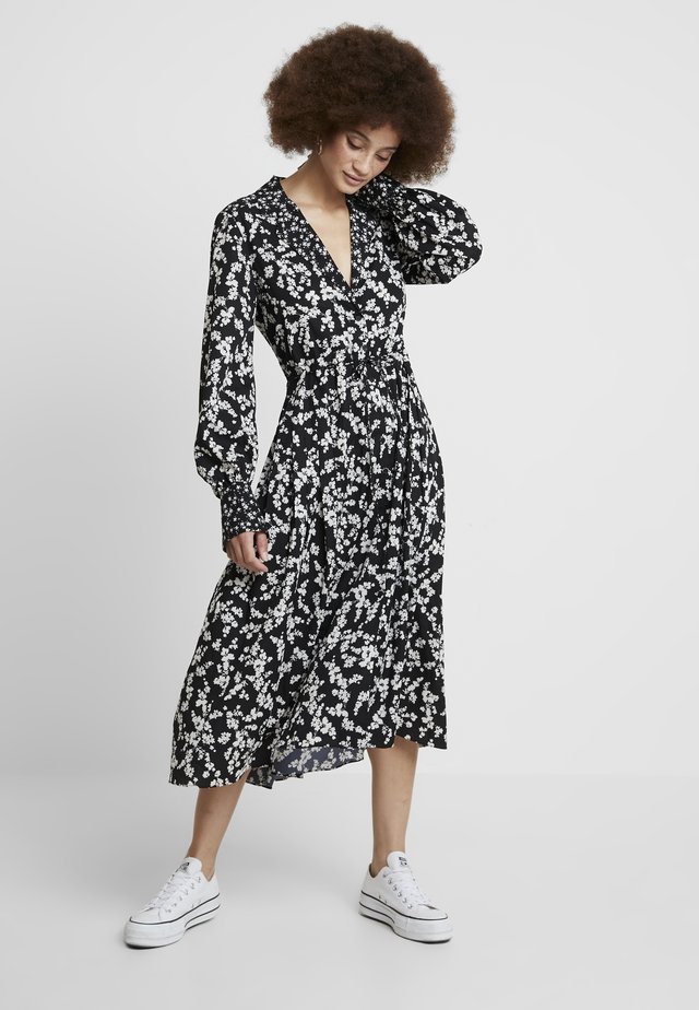 BRUNA LIGHT DRESS - Vestito lungo - black/classic cream