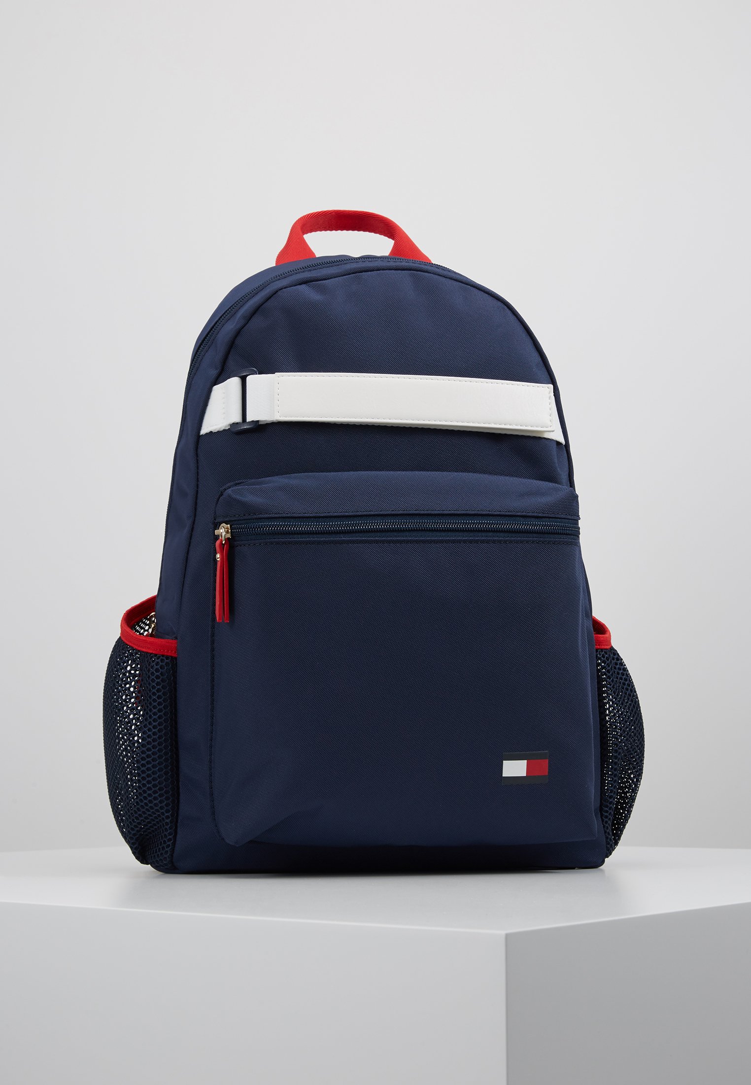 tommy hilfiger flag backpack