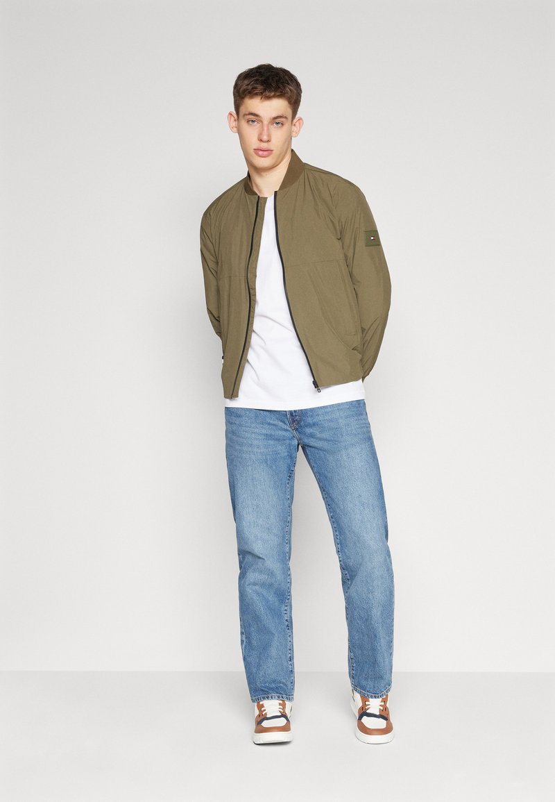 Tommy Hilfiger PORTLAND - Bomberjacke - army green/oliv - Zalando.de