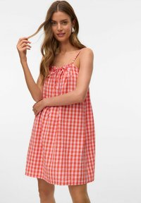 Vero Moda VMOTHEA KURZES - Dnevna haljina - dubarry