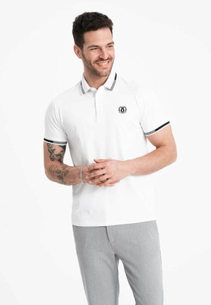 Polo - white