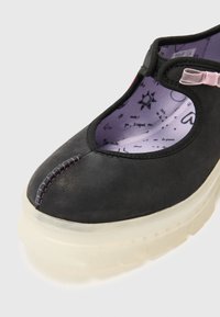 UGG PRIDE UNISEX - Zapatos sin cordones - black