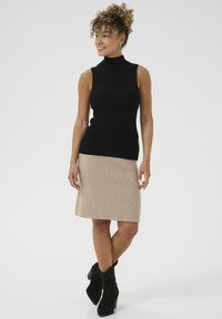 Cream DELA SLEEVELESS TURTLENECK - Top - pitch black