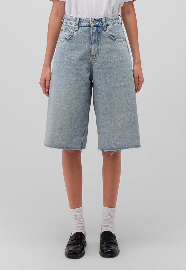 BOYFRIEND - Jeans Shorts - bleached denim