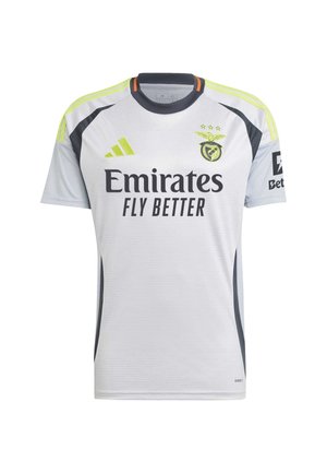 Vit sportströja med grå detaljer, som har en svart krage, neon gröna ränder på axlarna och "Emirates Fly Better"-logotyp i svart.