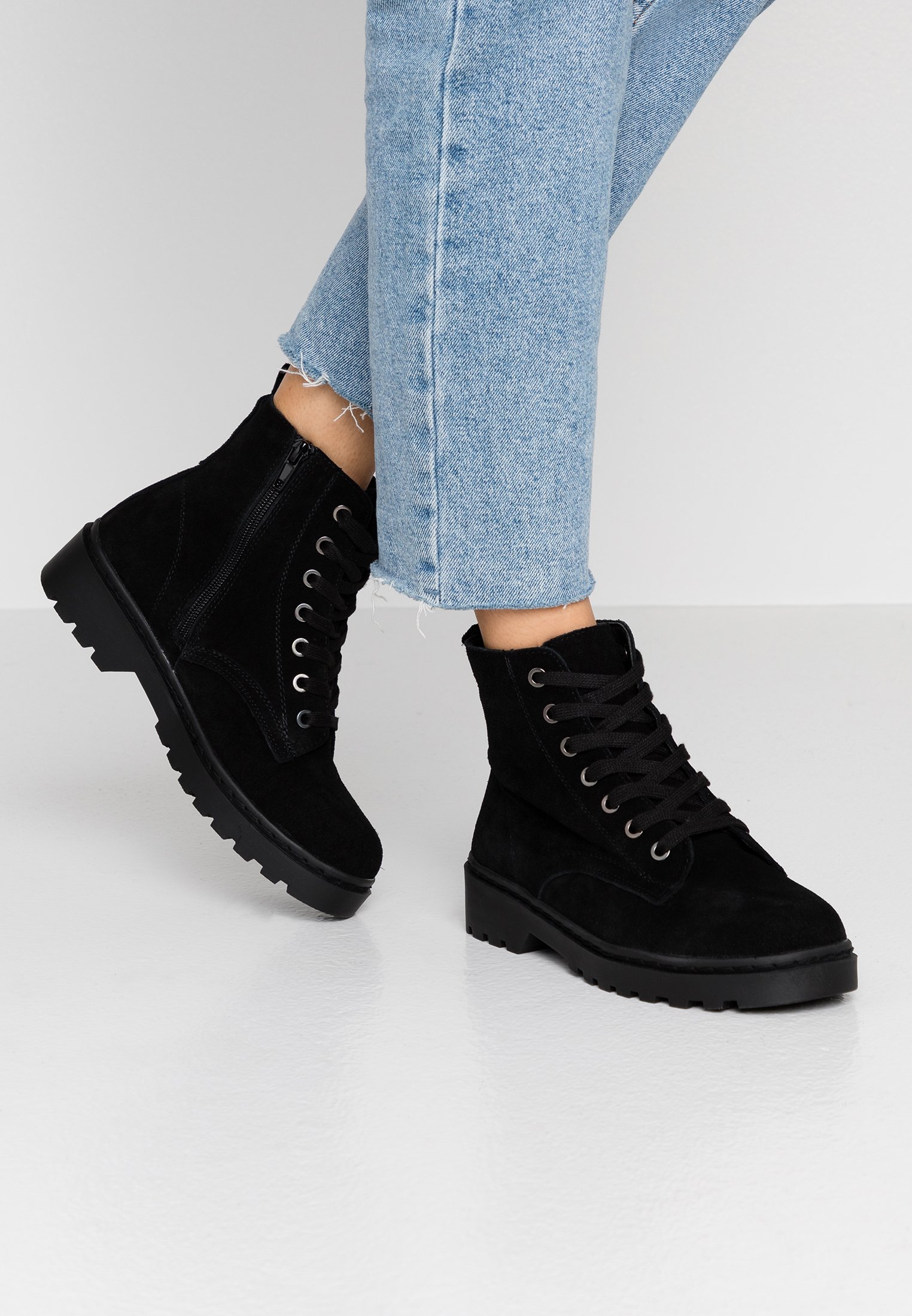 bumble leather lace up boots