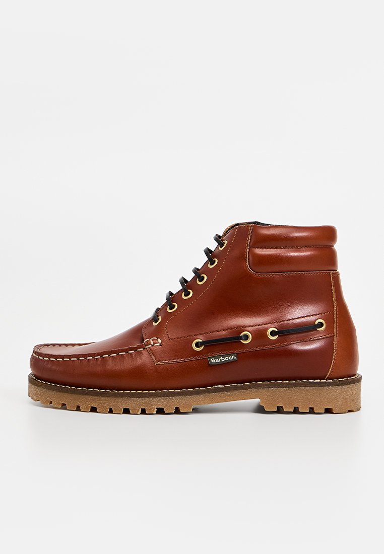 Brązowe skórzane botki na sznurówki za kostkę z wyściełanym kołnierzem, z metką marki i wytrzymałą, jasnobrązową gumową podeszwą.