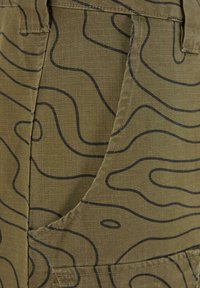 Market MORAINE - Reisitaskuhousut - kelp
