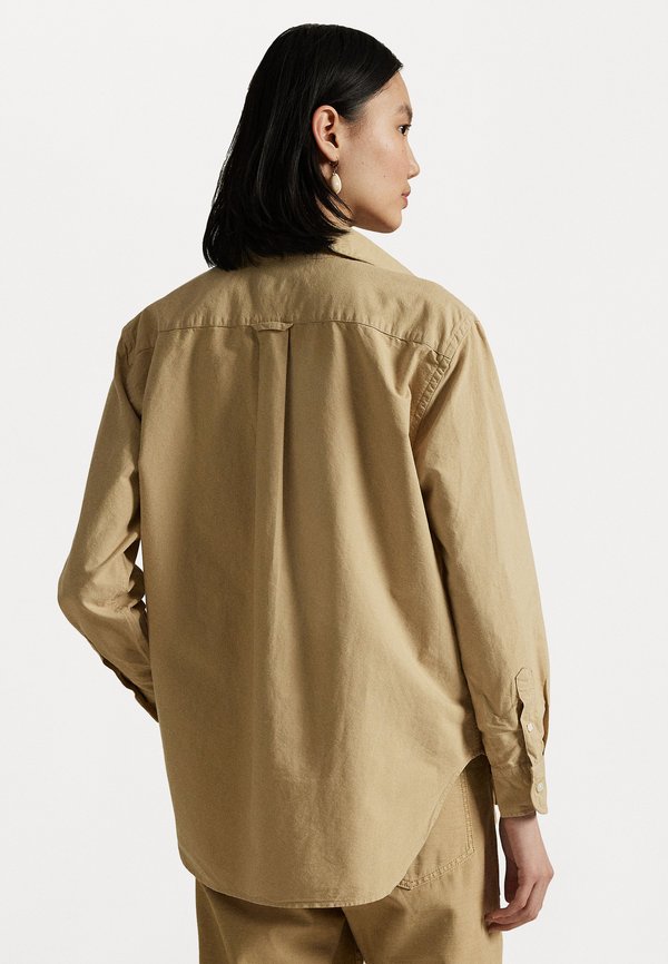 RELAXED FIT COTTON OXFORD SHIRT - Button-down blouse - classic tan4