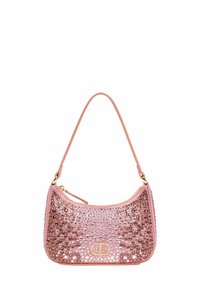 Borsa rosa con forma curva, decorata con borchie metalliche, dotata di una singola tracolla e chiusura con zip. Texture in pelle liscia.