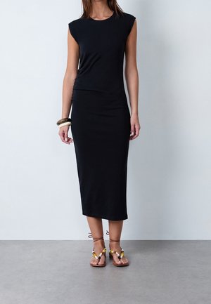 Robe fourreau - black