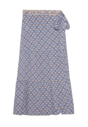 Falda de patrón floral azul con una cintura fruncida y un detalle de lazo en un lado. La tela tiene un aspecto suave y texturizado.