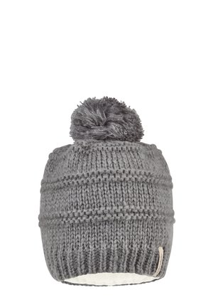Graue Strickmütze mit strukturiertem Design, ausgestattet mit einem Pompon auf der Oberseite und einem Fleecefutter am unteren Rand. Etikett an der Seite.