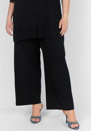 Wasabi Stoffhose - black