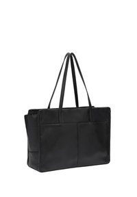 Czarna skórzana torba na ramię z dwoma wydłużonymi uchwytami, prostokątny kształt, gładka tekstura i kieszenie z przodu. Minimalistyczny design.