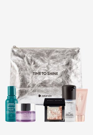 TIME TO SHINE EXCLUSIVE SET - Makeup set - -