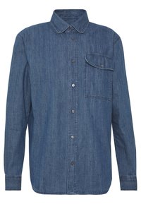 Camicia in denim blu scuro con maniche lunghe, apertura frontale con bottoni e una tasca sul petto. Presenta un colletto classico e una trama sottile.