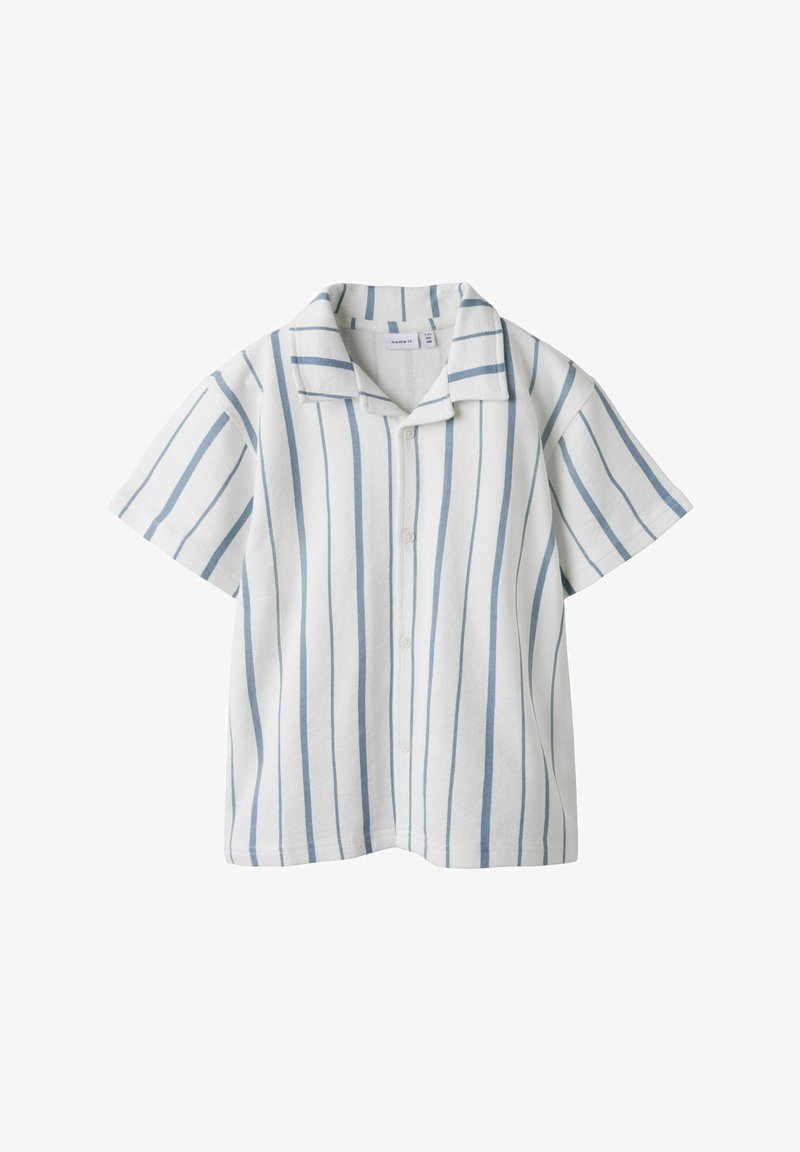 Camicia a maniche corte con bottoni, caratterizzata da strisce verticali blu e bianche. Design con colletto, vestibilità rilassata e tessuto morbido e testurizzato.