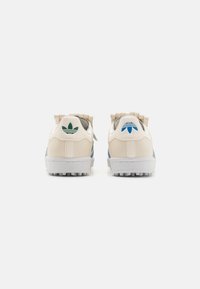 adidas Golf ROLLING LINKS SUPERSTAR SPIKELESS GOLFSCHUH UNISEX - Golfo batai - chalk white/collegiate green/blue bird