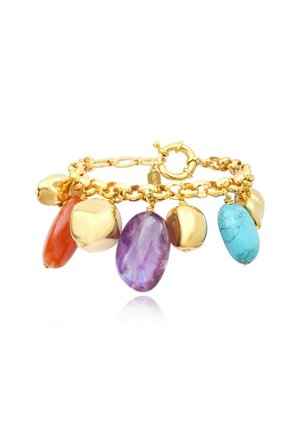 Bracelet en chaîne dorée avec des pierres semi-précieuses colorées : orange, violet, turquoise et crème. Formes lisses avec des finitions polies.