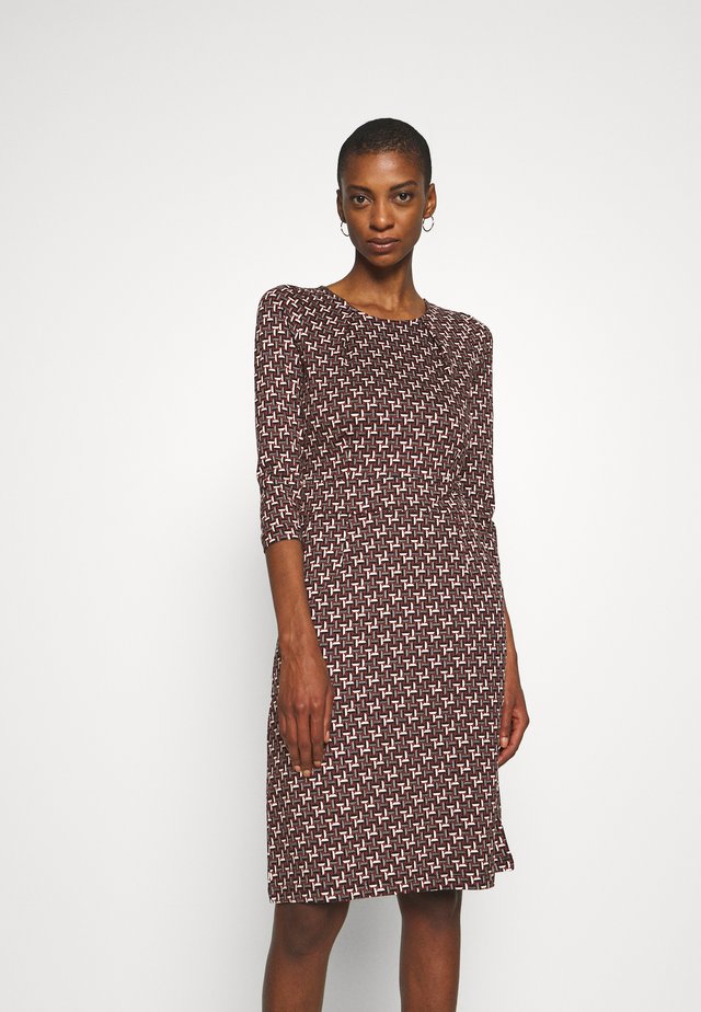 MONA DRESS NOSHI - Korte jurk - henna red