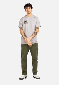 Reell REFLEX EASY WORKER LC - Stoffhose - clay olive