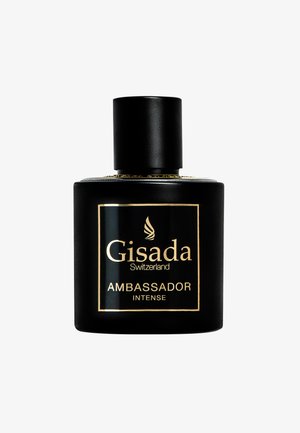 Zwarte vierkante fles met een matte afwerking, gouden etiket en afgeronde dop. Het etiket leest "Gisada Switzerland Ambassador Intense" in elegante lettertype.