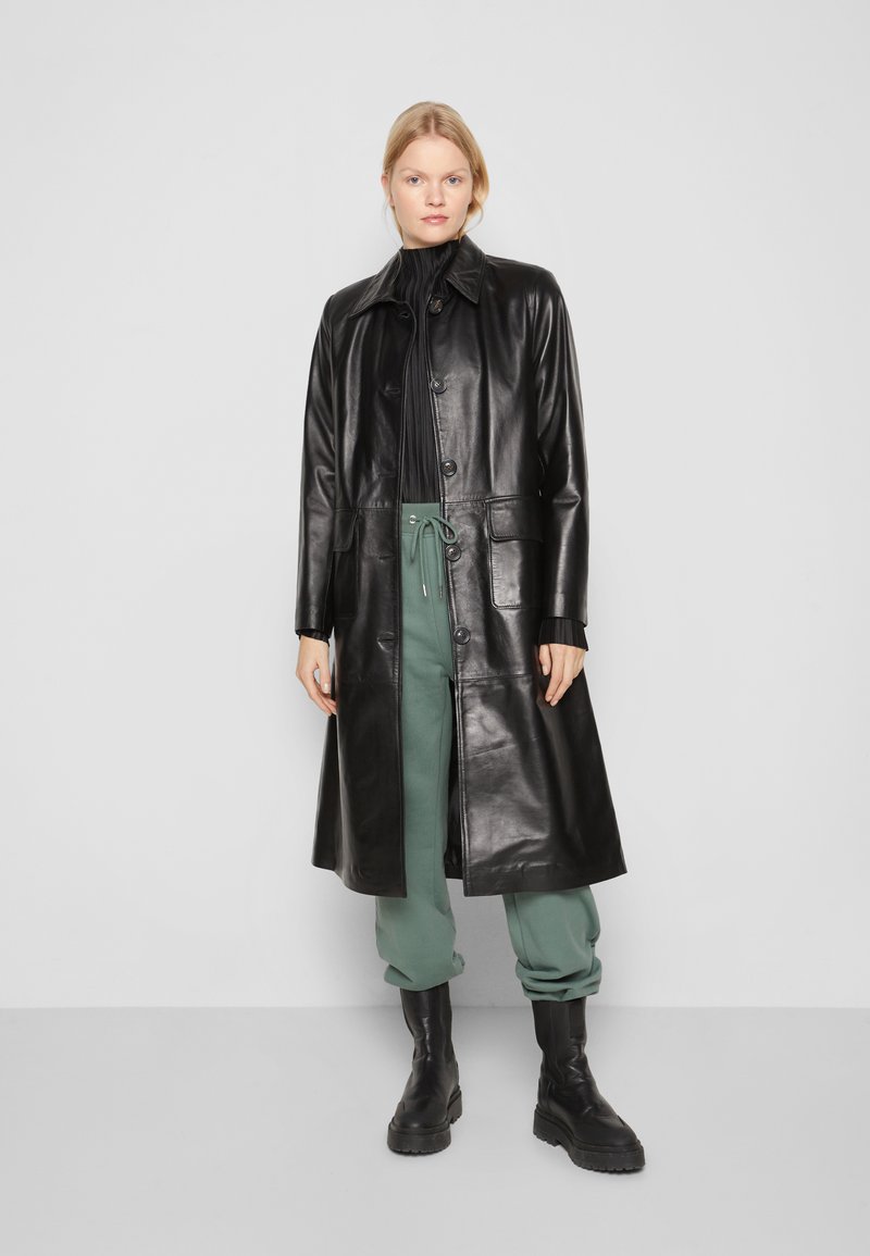 Damen Bekleidung | Han Kjøbenhavn PANTS Jogginghose dusty green/grün - CC69703 Damen Bekleidung | Han Kjøbenhavn PANTS Jogginghose dusty green/grün - CC69703