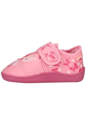 Lyserøde børnesutsko med sommerfugl- og blomstertryk, velcrobånd, blødt stof og gummisål, designet til komfort og nem påtagning.